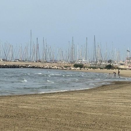 Bed and Breakfast Carmen'S House Nettuno Exterior foto